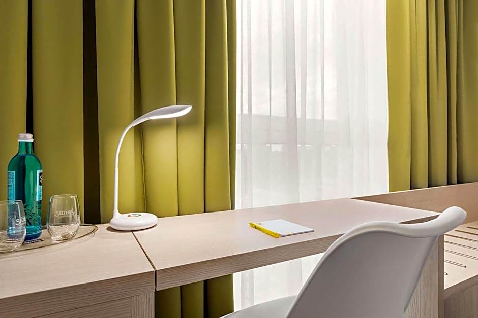 Super 8 by Wyndham Hamburg Mitte