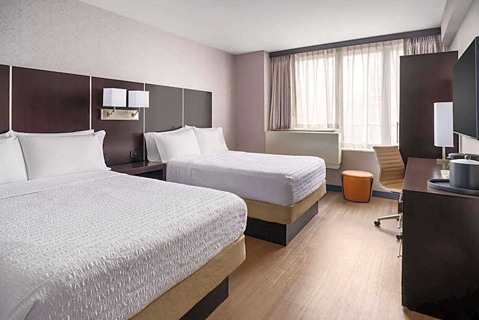 Hampton Inn By Hilton Manhattan/Times Square Central