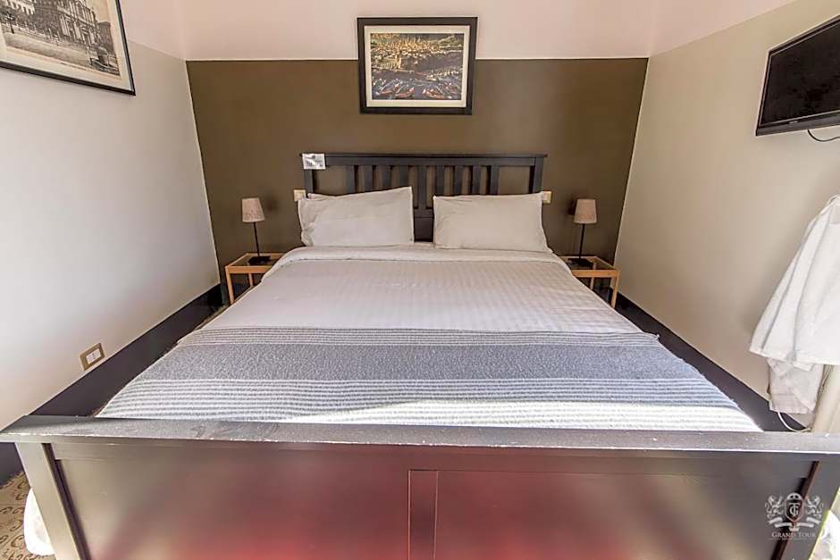 Grand Tour Design Guest House Catania Self Check-in