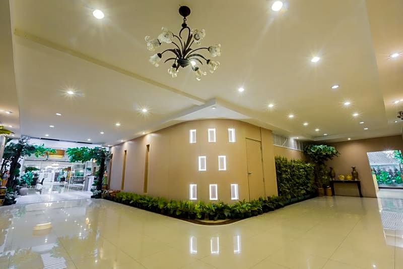 Three Seasons Bangkok