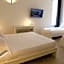 Up Hotel