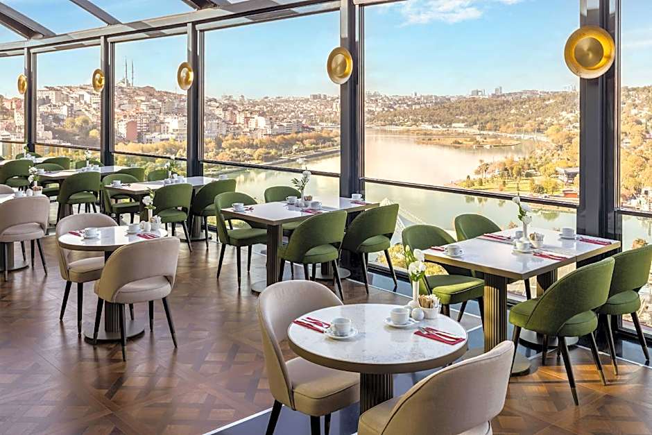 Clarion Hotel Istanbul Golden Horn