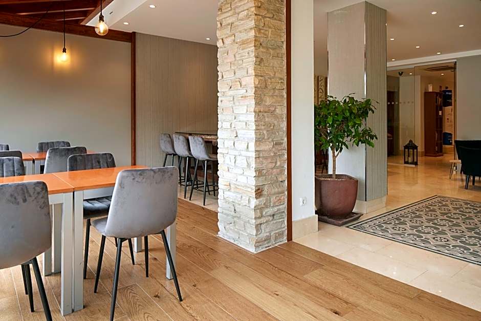 Hotel Sercotel Iriguibel Huarte Pamplona