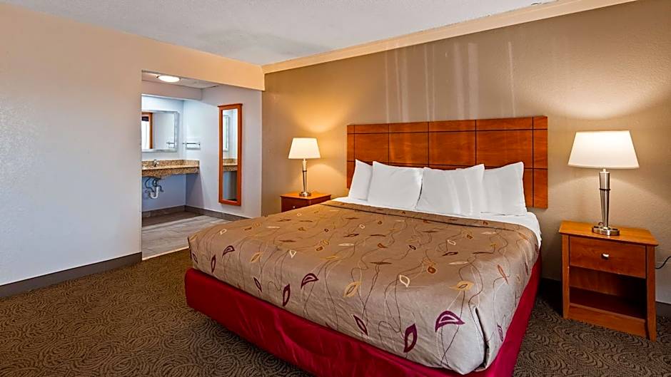 Best Western Thunderbird Motel