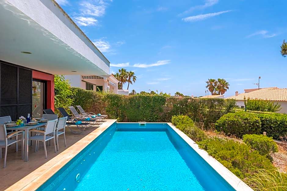 Villa Binizahira by Mauter Villas