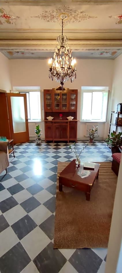 ROOM IN VILLA -Livorno - Montenero