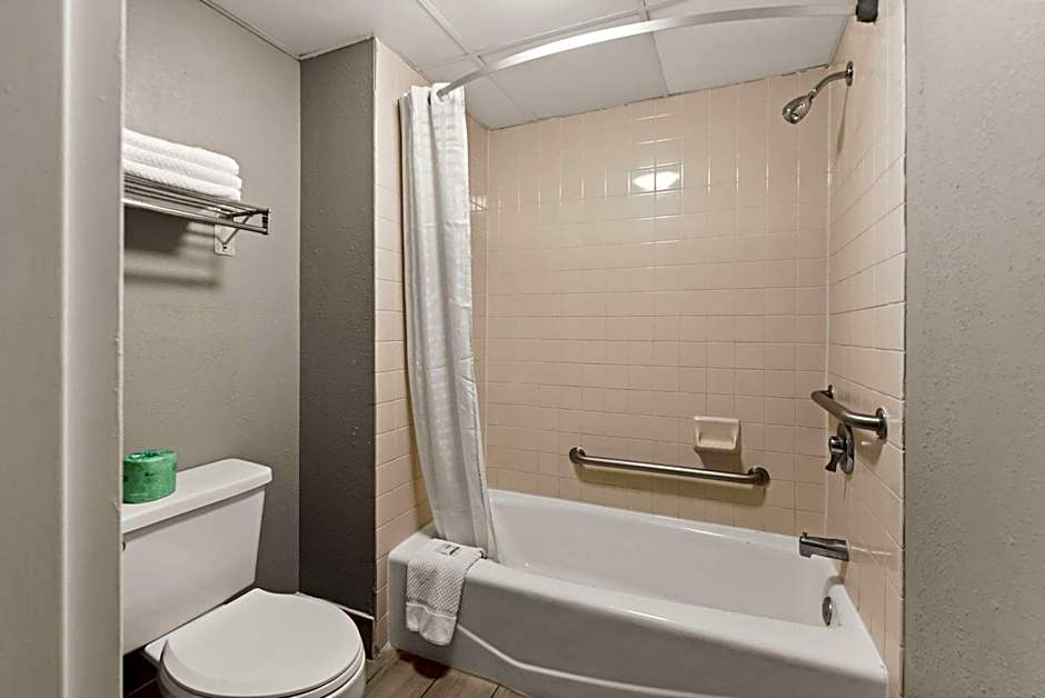 Rodeway Inn Brooklawn