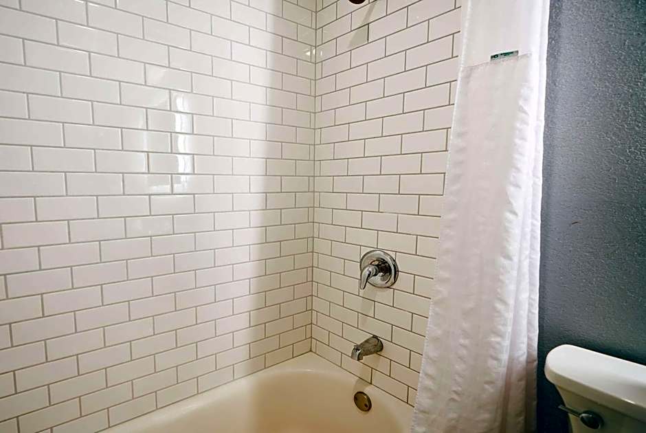 Super 8 by Wyndham Pueblo