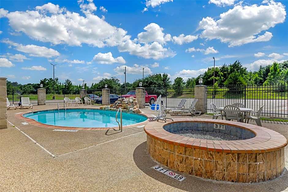 Best Western Mineola Inn