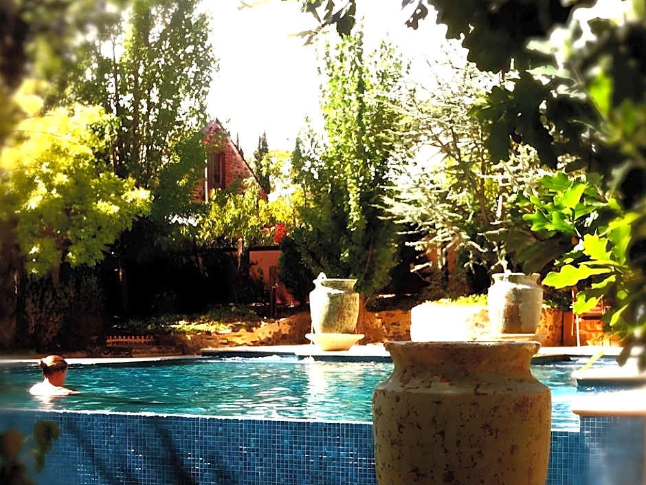 Jacobs Creek Retreat at Moorooroo Park