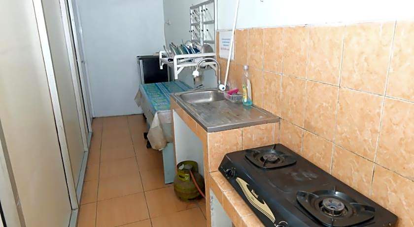 OYO 338 Guest House Omah Manahan Syariah