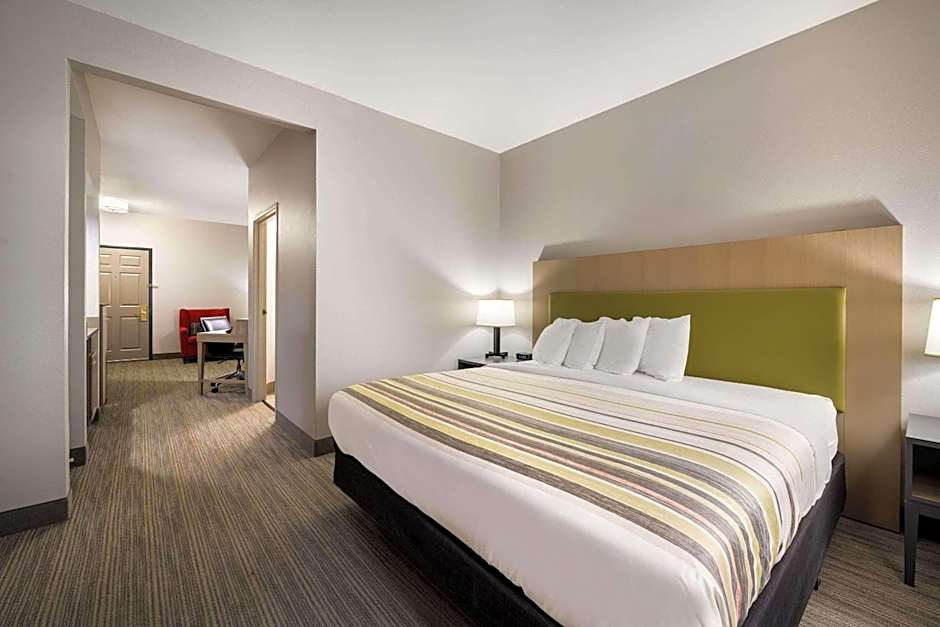 Country Inn & Suites by Radisson, Freeport, IL