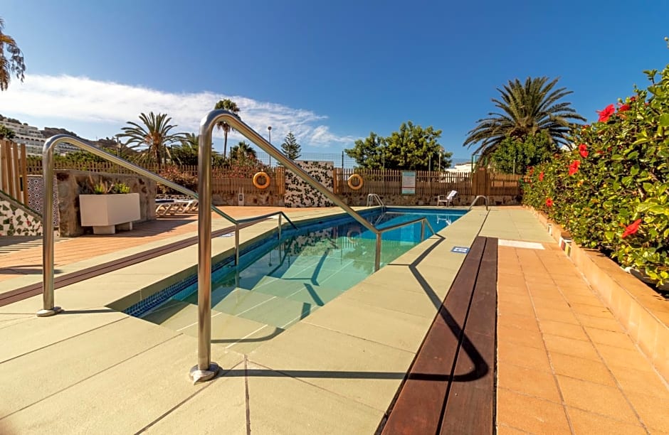 Leticia del Mar Adults Only