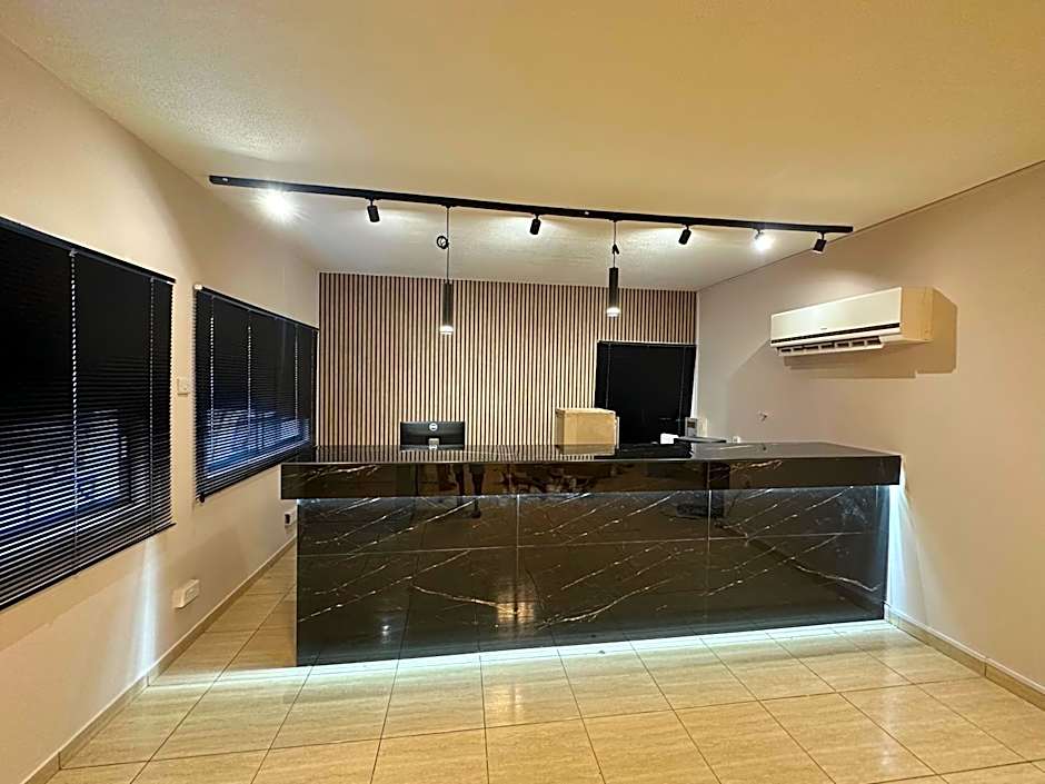 Sun Plaza Suites - Adults Only