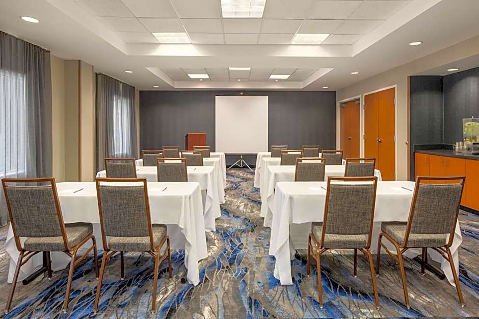 Fairfield Inn & Suites by Marriott Jacksonville West/Chaffee Point