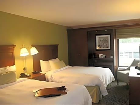 Double with 2 Double Beds - Non-Smoking