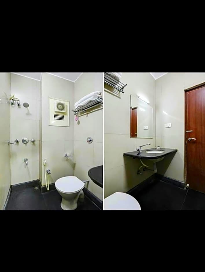 SNT Comforts Hotel