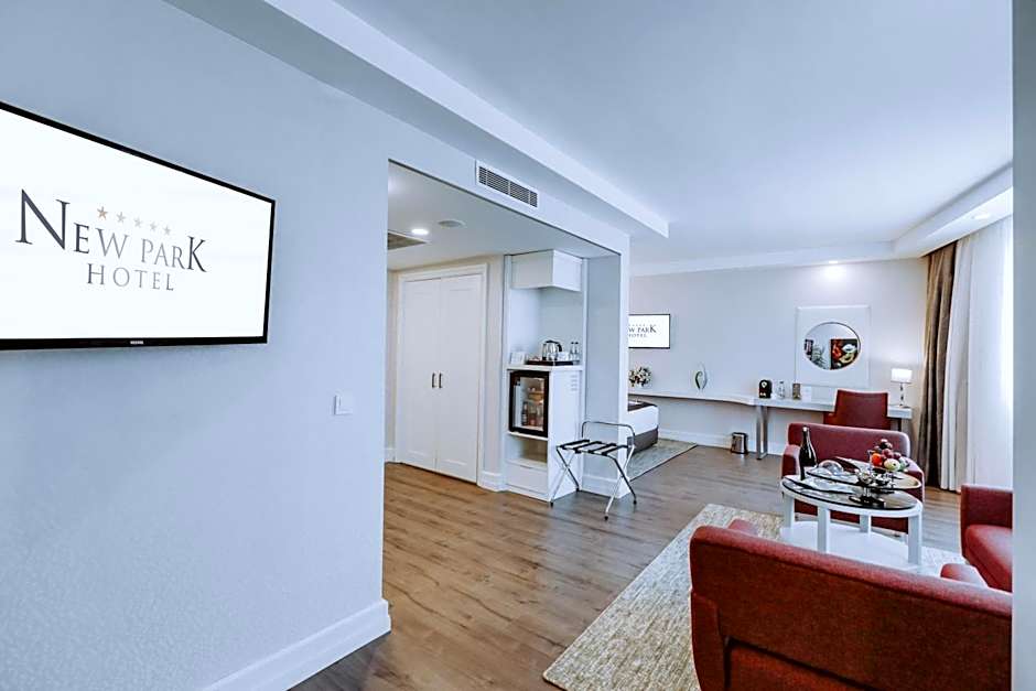New Park Hotel