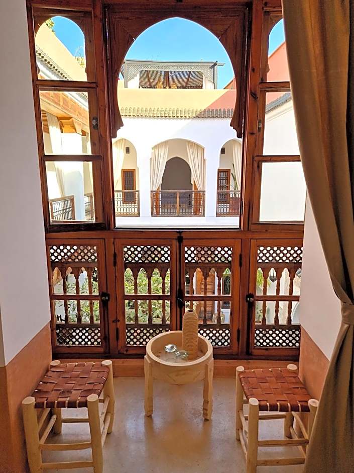 RIAD SAMAH