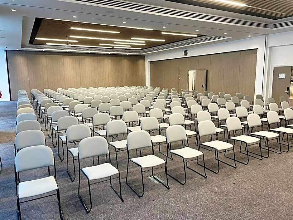 Holiday Inn Birmingham Airport NEC By IHG