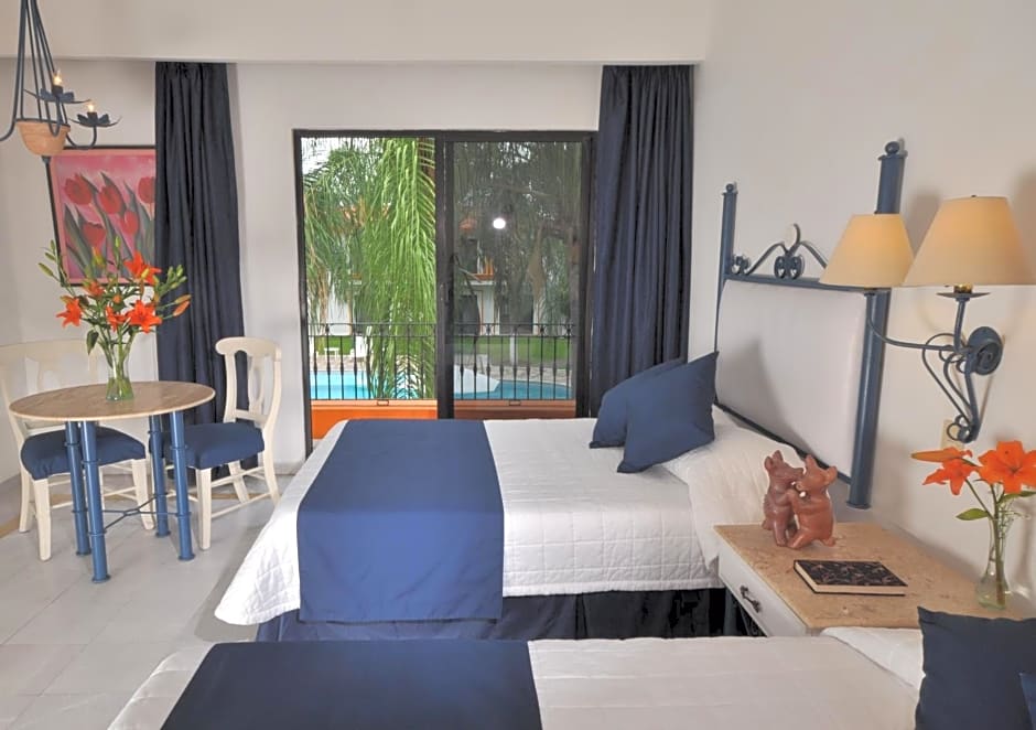 Photo 1 of 4 of Double Room