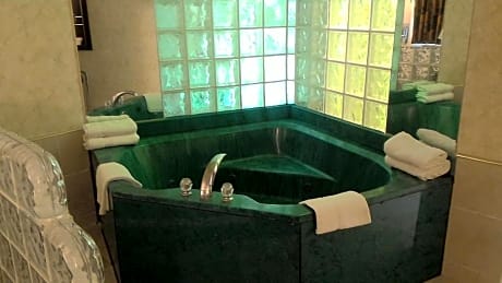 Double Room with Spa Bath