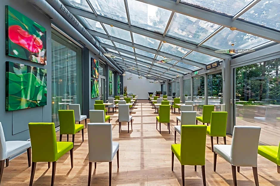 Holiday Inn Prague Congress Centre By IHG