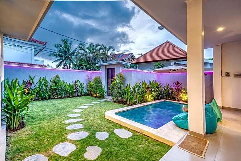 Villa Aura - Canggu, Bali Near Berawa Beach