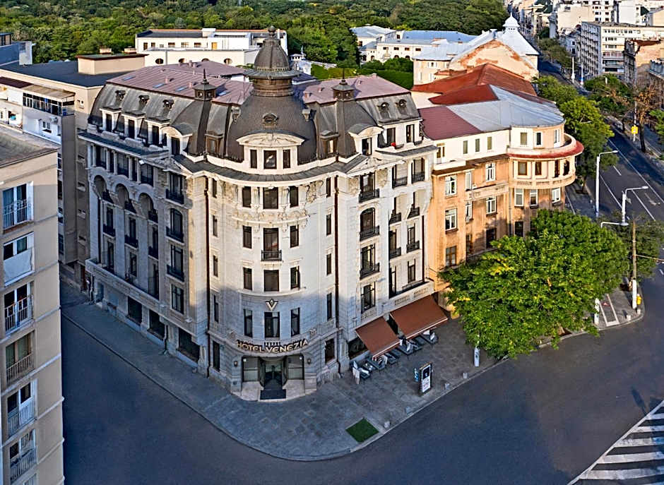 Hotel Venezia by Zeus International