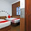 OYO 210 Hotel Five 2