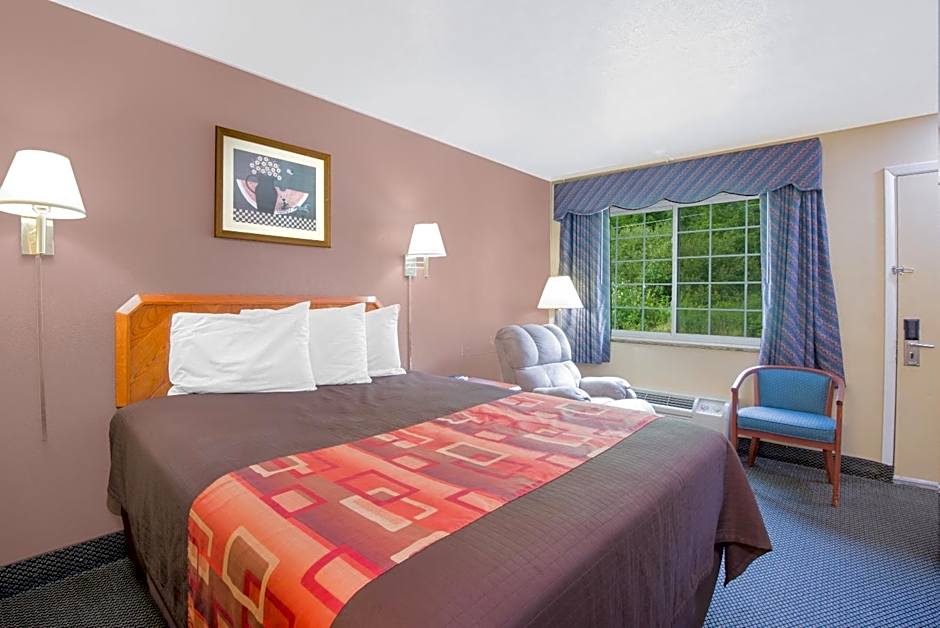 Travelodge by Wyndham Mansfield