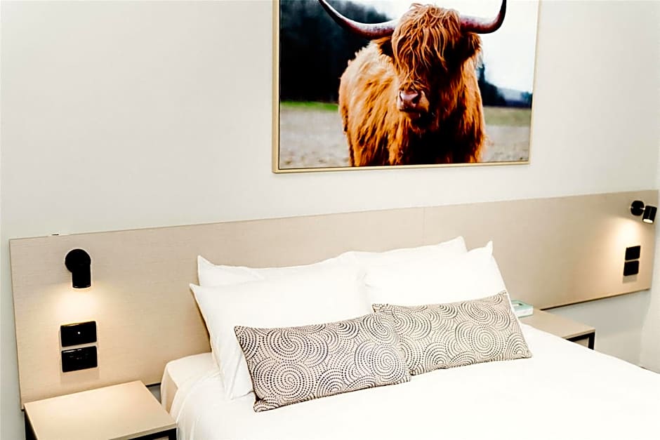 Nightcap at Barkly Hotel