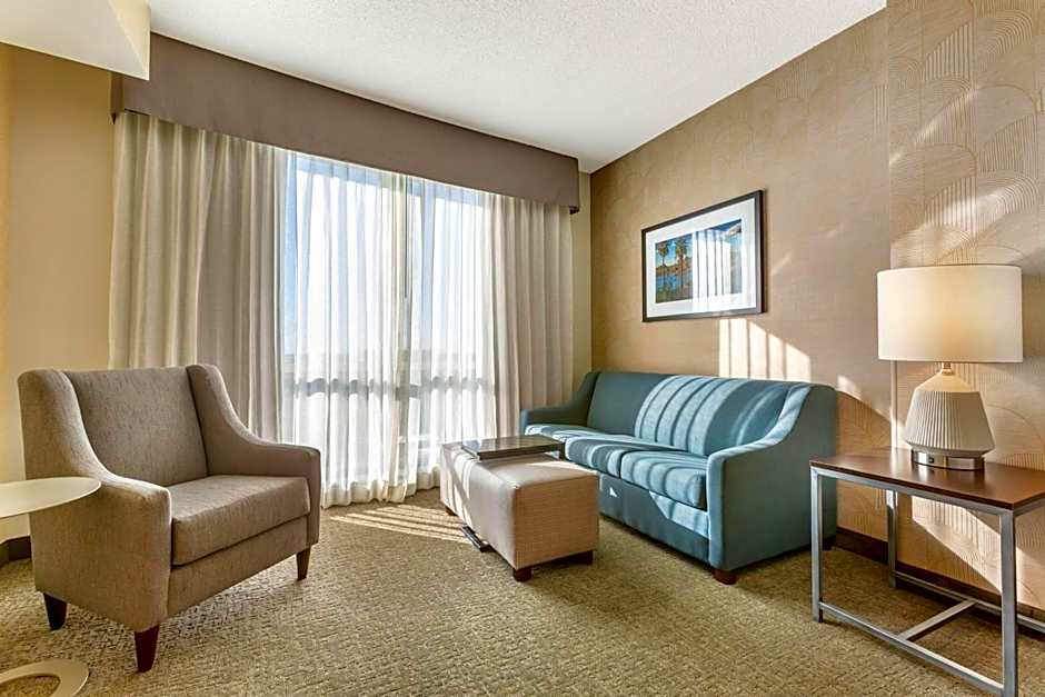 Drury Plaza Hotel Phoenix Tempe