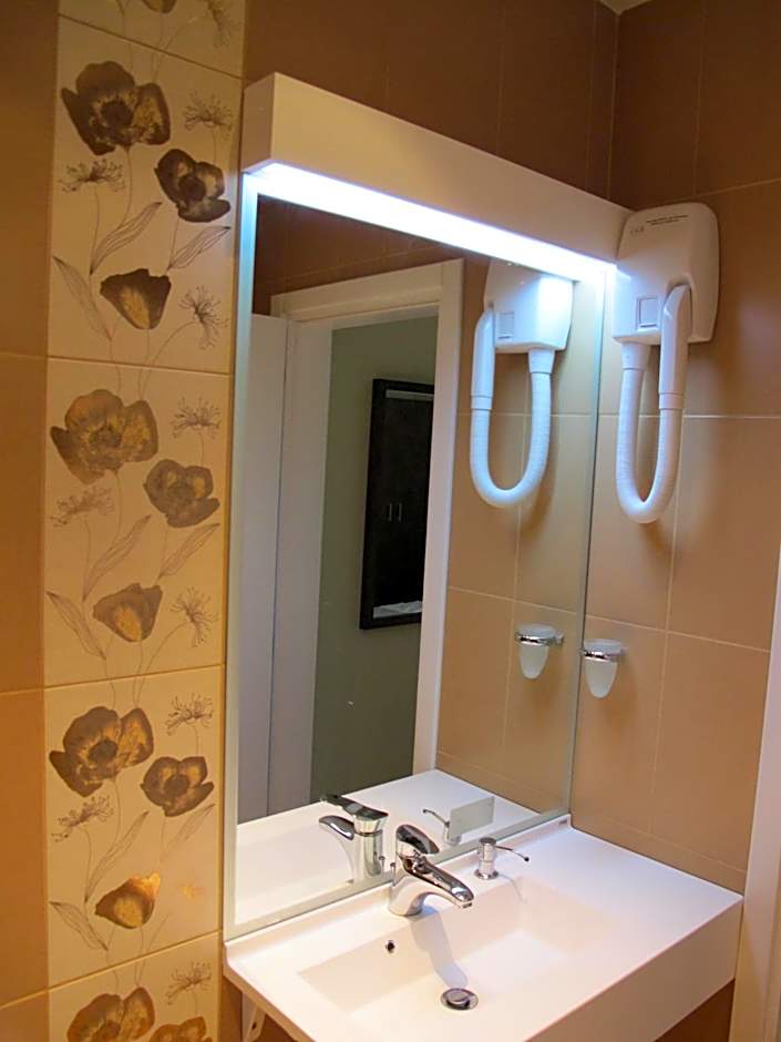 Хотел Аква Варвара - Минерални басейни и релакс