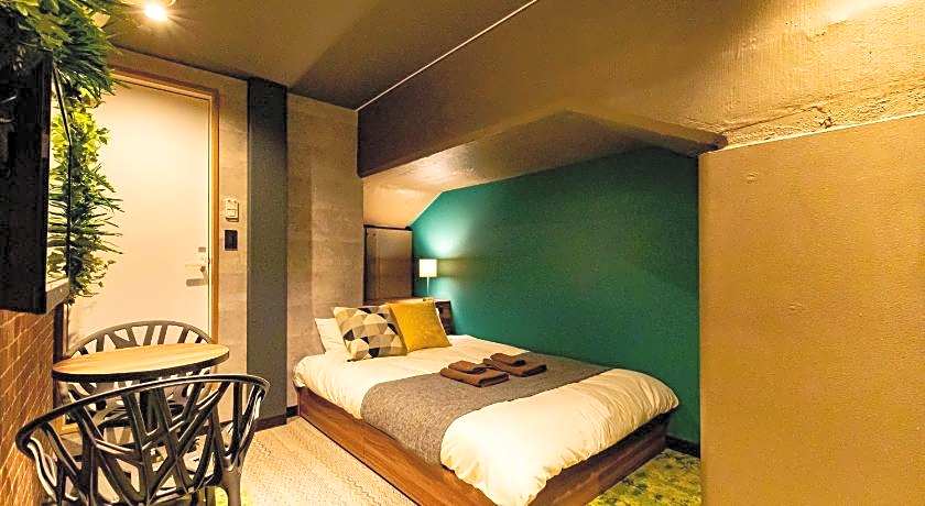 UNDER RAILWAY HOTEL AKIHABARA