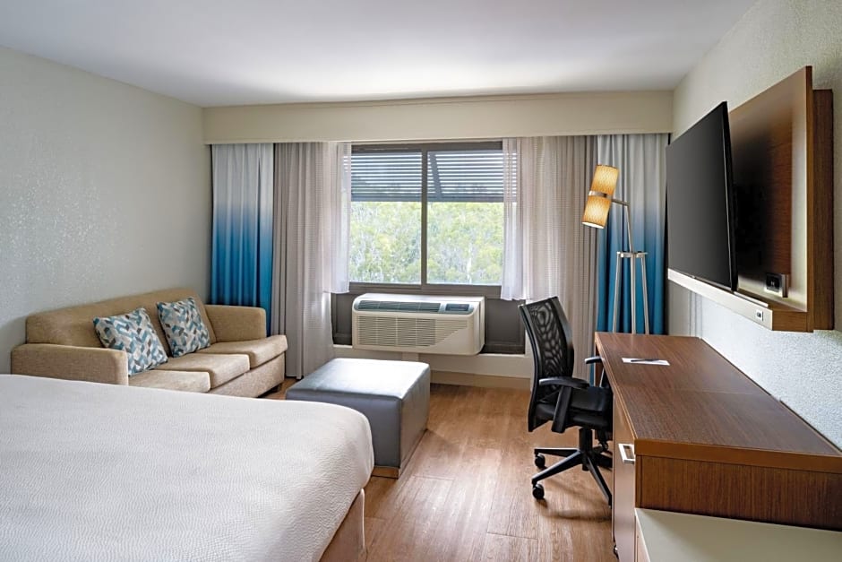 Courtyard by Marriott Naples