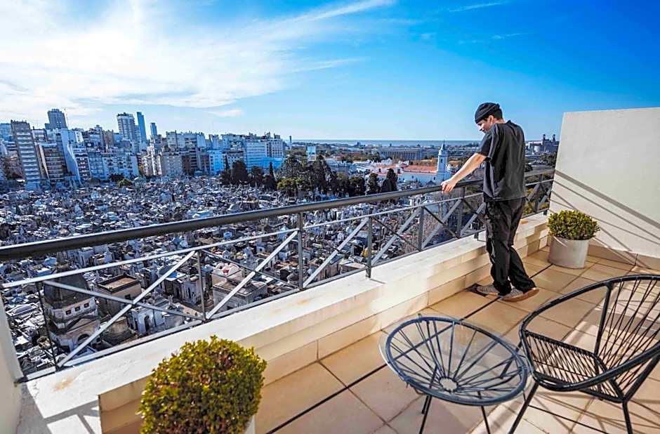 Cyan Recoleta Hotel