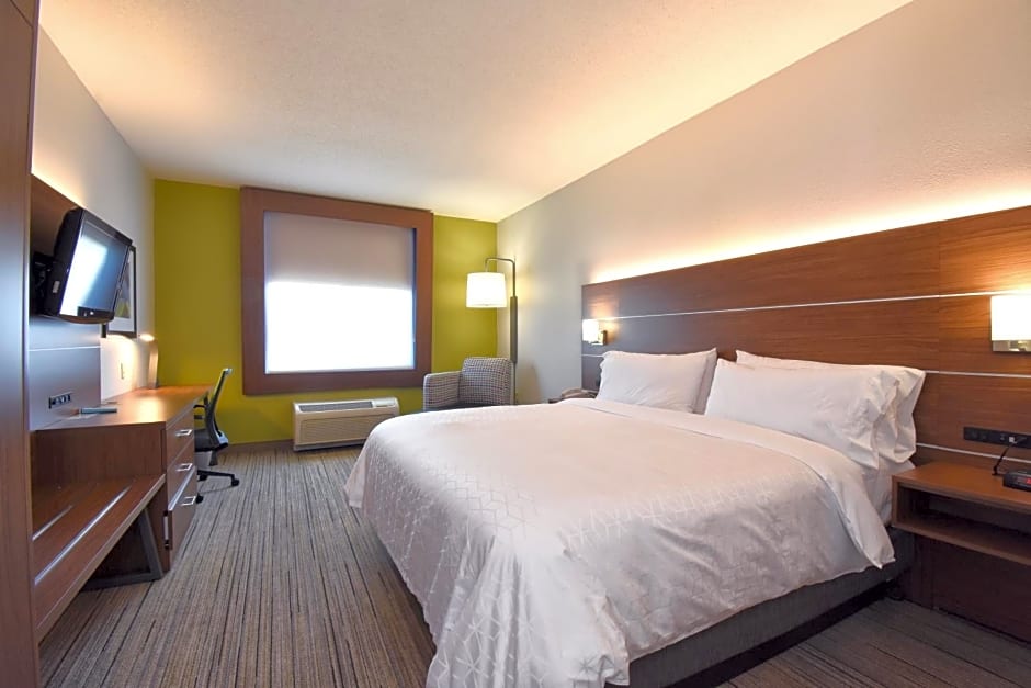 Holiday Inn Express By IHG