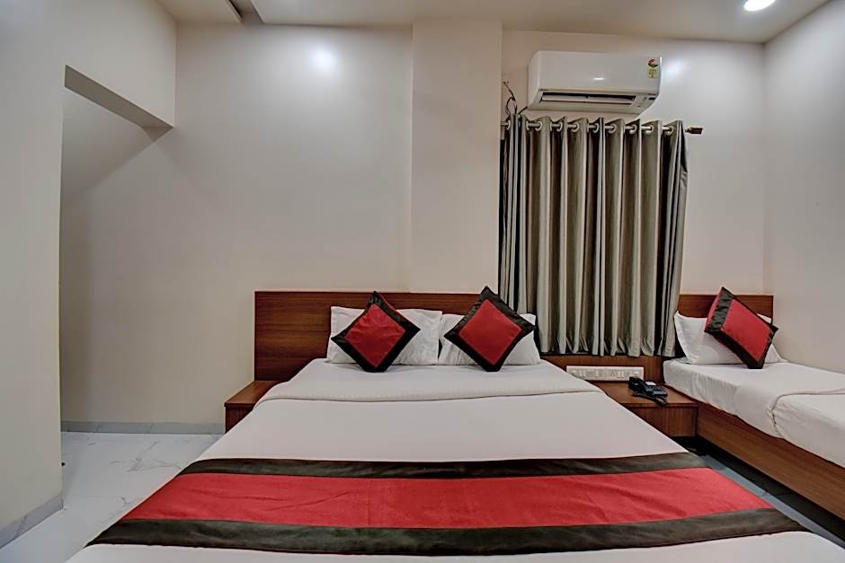 HOTEL D GRAND