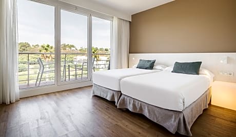 Double or Twin Standard