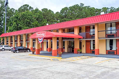 Travelodge by Wyndham Savannah Area/Richmond Hill