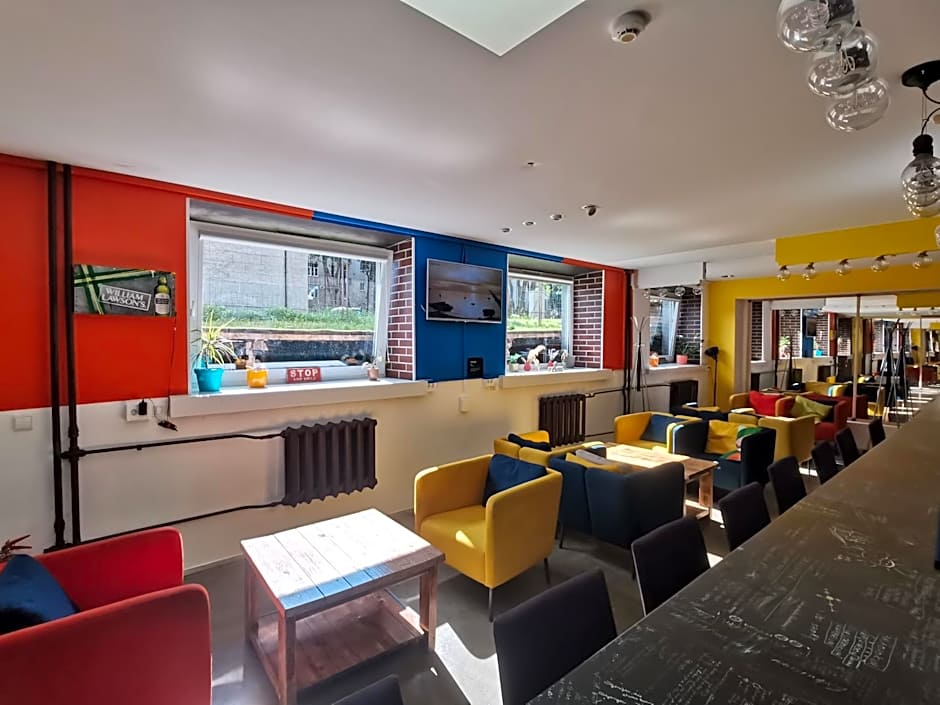 Tiki Taka Hostel & Pub