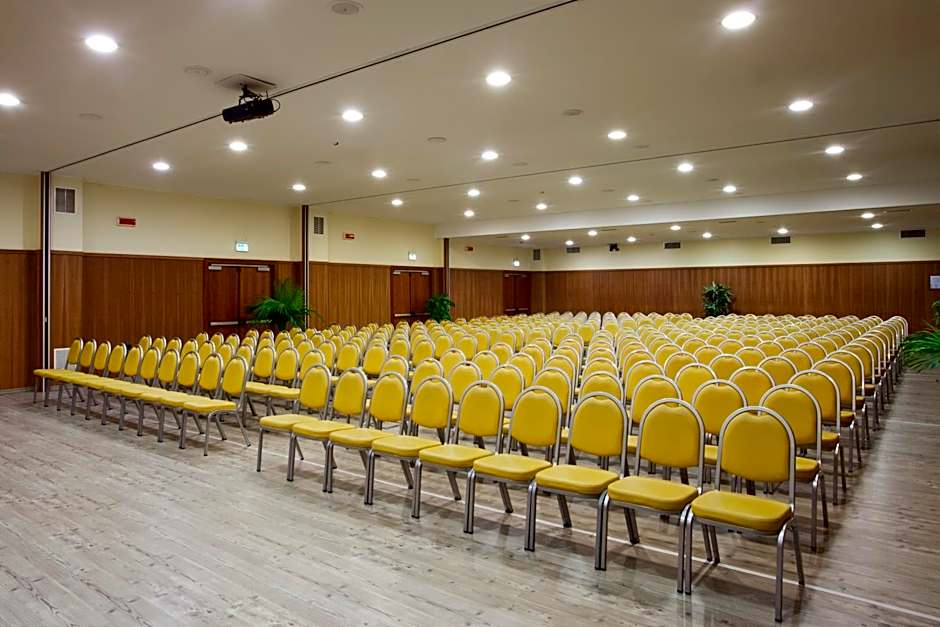 Holiday Inn Cagliari By IHG