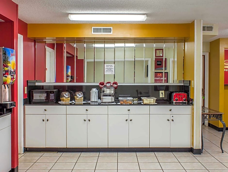Econo Lodge Research Triangle Park