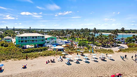 Oceanfront Inn, Private Balcony, 2 Full Beds #16
