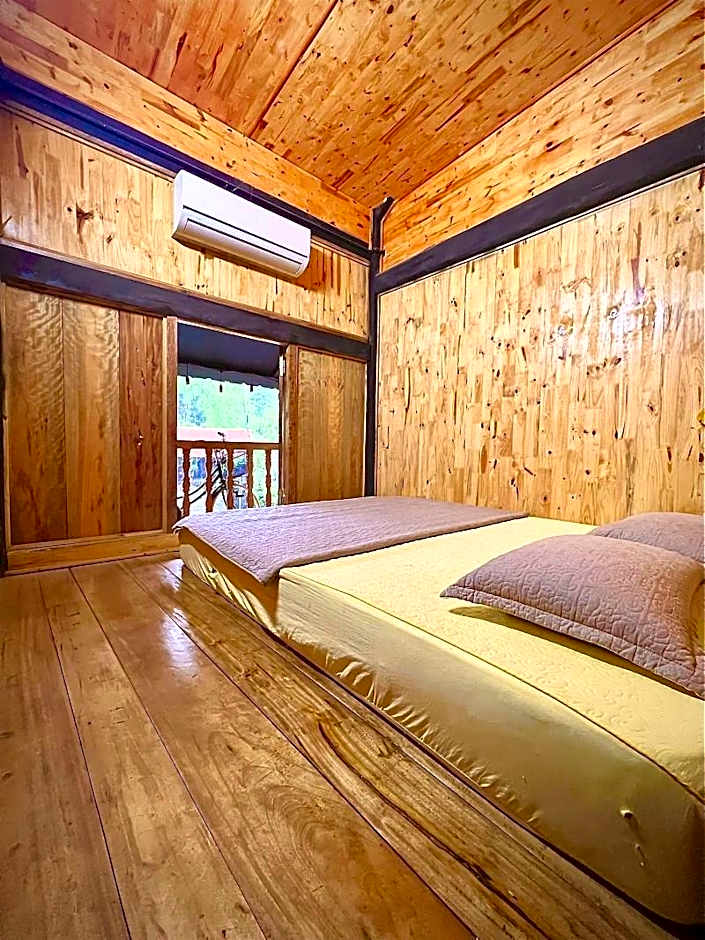 The Art - Golden Jungle House – Ha Giang, GA