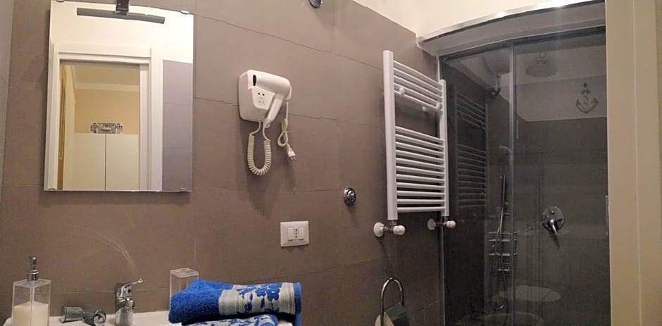 Ostia Lido Central Rooms