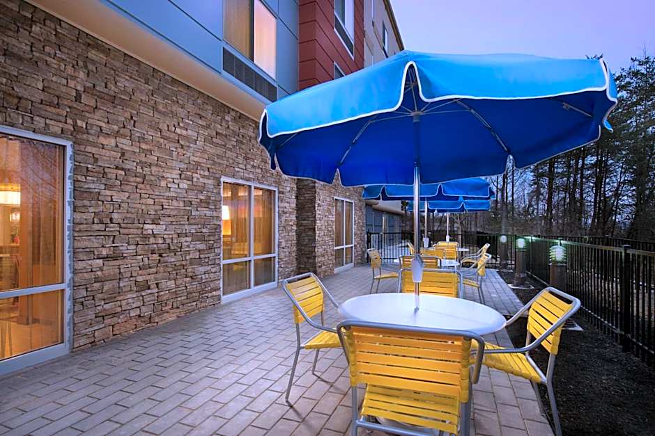 Fairfield Inn & Suites by Marriott Arundel Mills BWI Airport