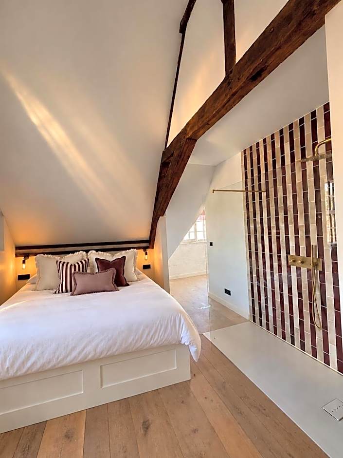 Augusto a beautifully restored historic townhouse in the heart of Bruges