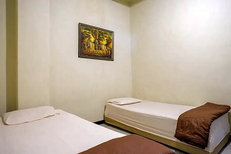 Cakra Homestay Solo Mitra RedDoorz